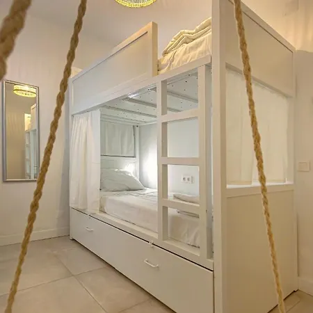 Hostel Sun Lovers Αλμπουφέιρα