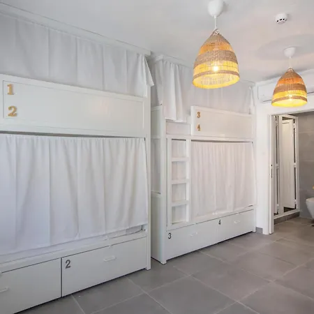 بيت شباب Sun Lovers *