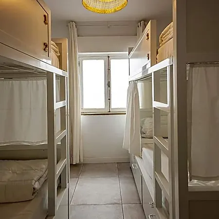 Hostel Sun Lovers *
