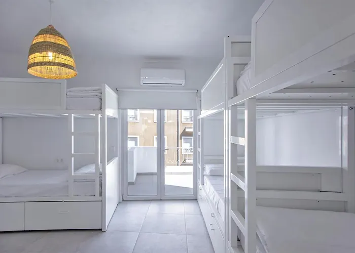 Sun Lovers 호스텔 *