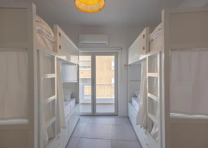 بيت شباب Sun Lovers *