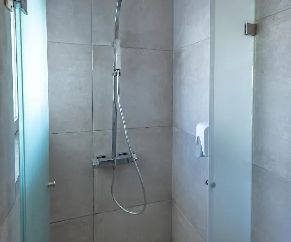 Sun Lovers 호스텔 알부페이라